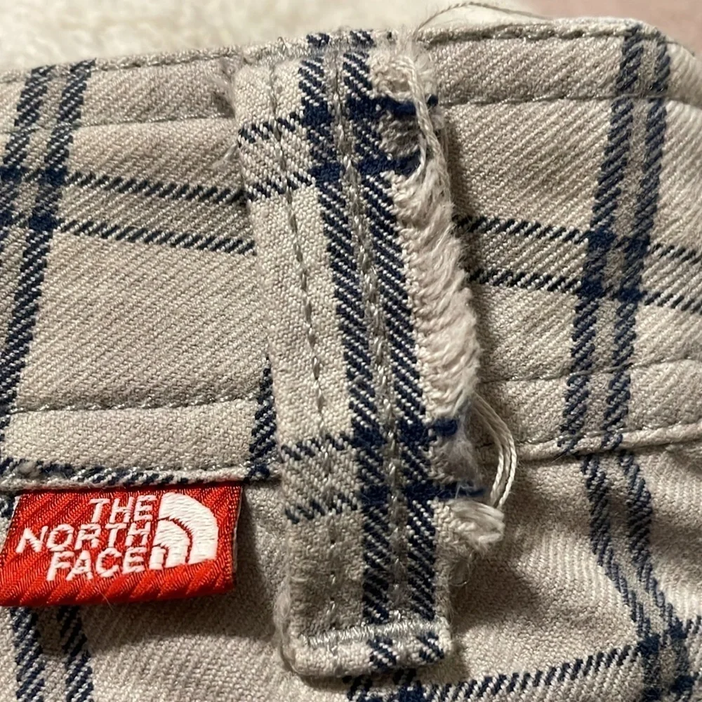 The North Face Men’s Plaid Shorts Size 40 100% Cotton Contemporary Causal